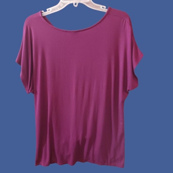 Apt. 9 Wine Color twist Front tee Size XLarge - Picture 2 of 8